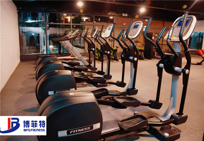 尼泊尔健身房器材